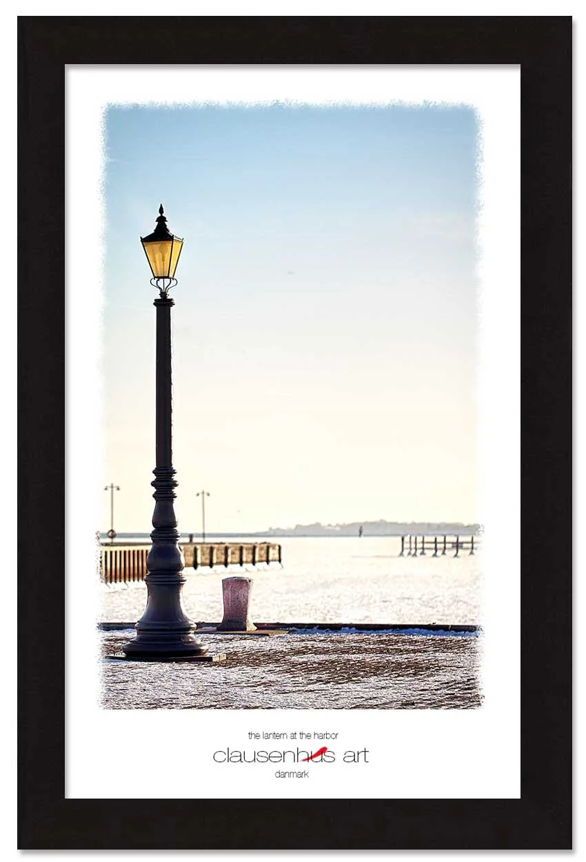 the-lantern-at-the-harbor-copy.jpg