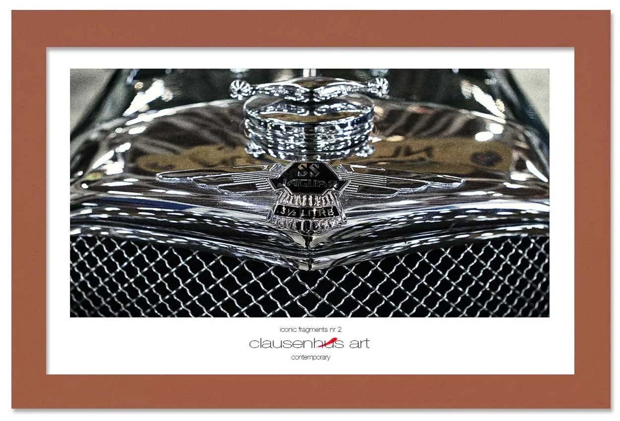 iconic-fragments-nr-2-copy.jpg