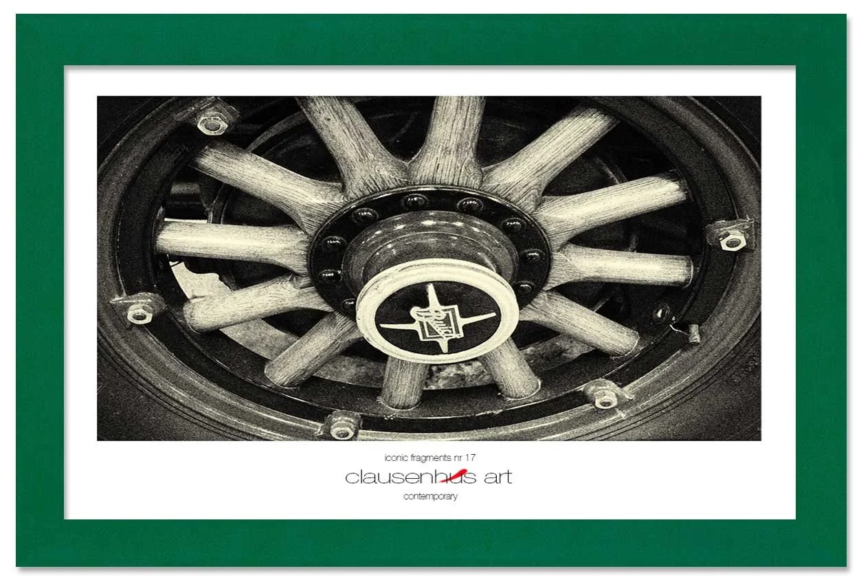iconic-fragments-nr-17-copy.jpg