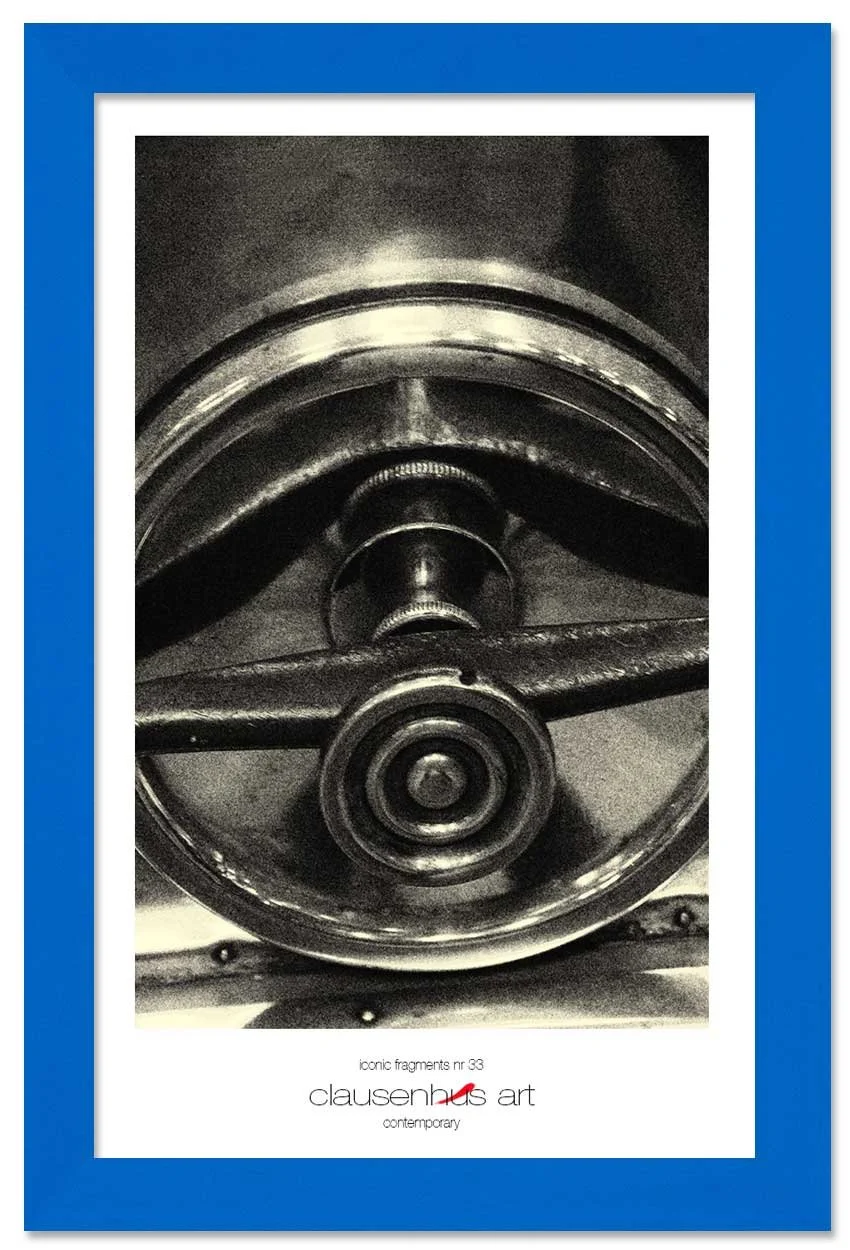 iconic-fragments-nr-33-copy.jpg