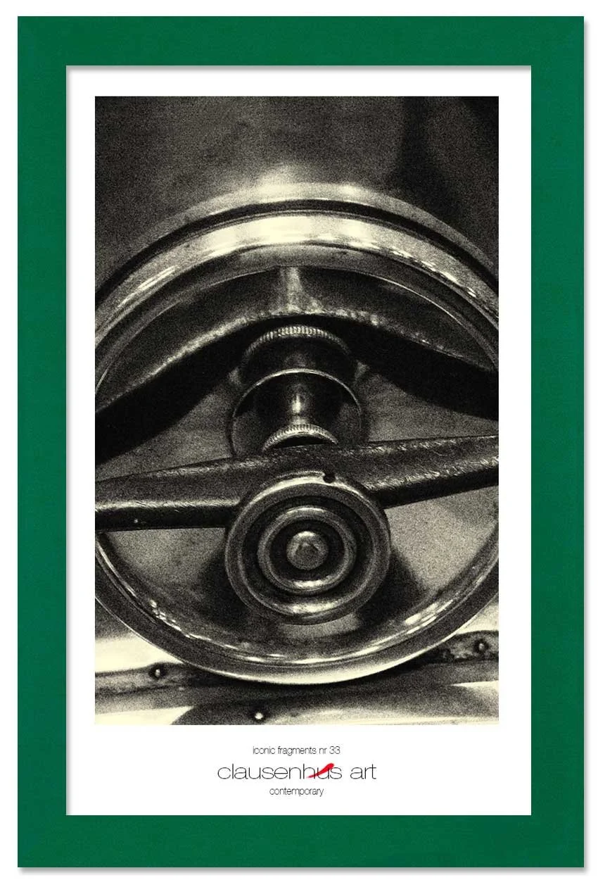 iconic-fragments-nr-33-copy.jpg