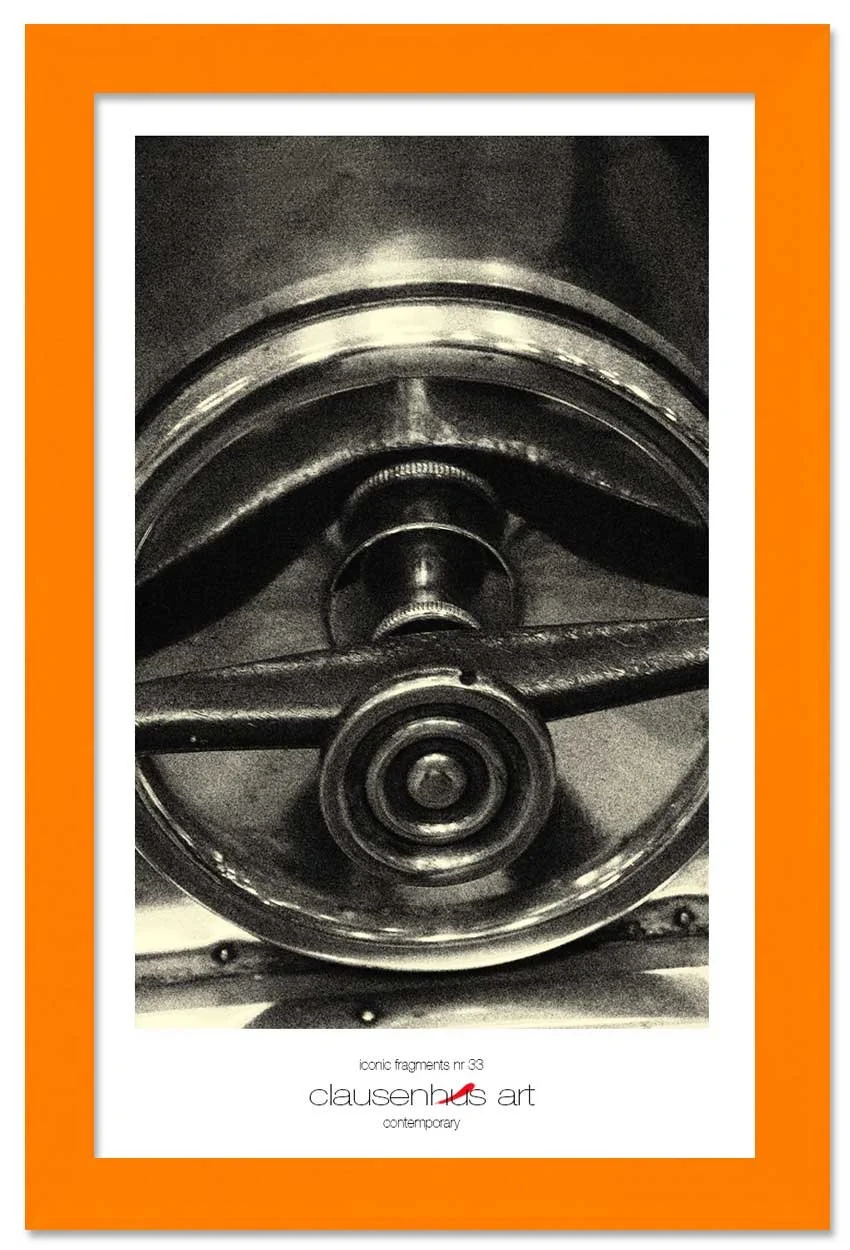 iconic-fragments-nr-33-copy.jpg