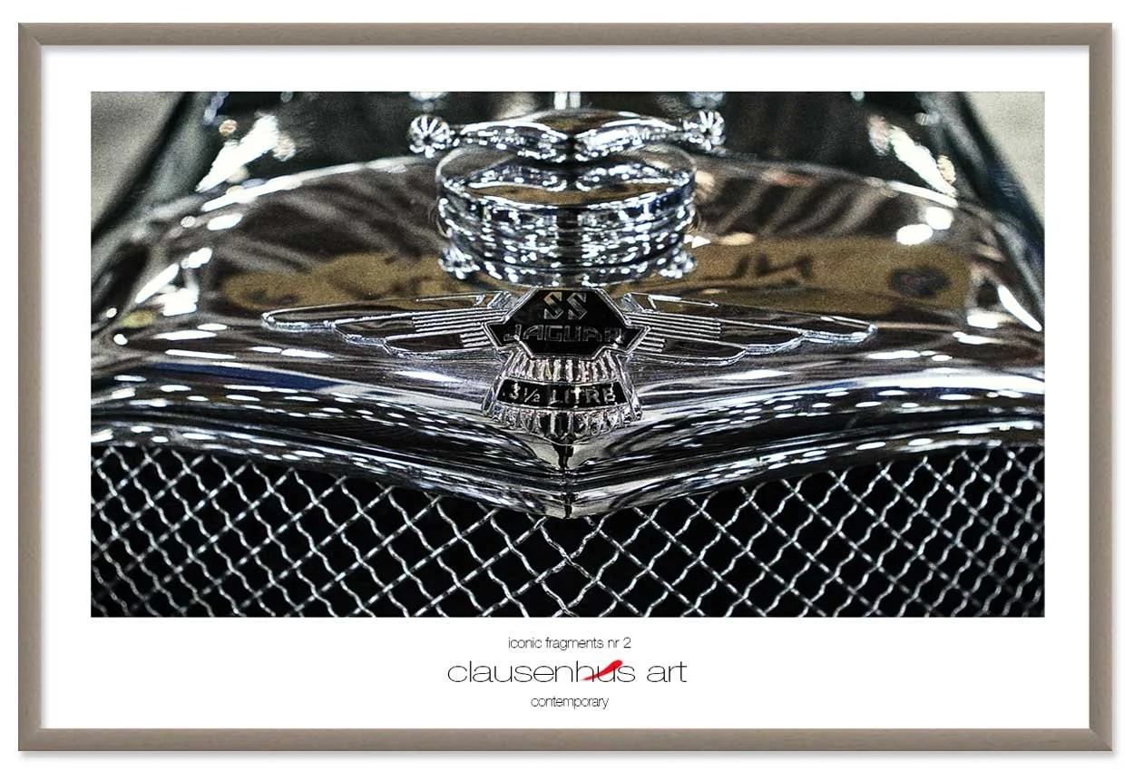 iconic-fragments-nr-2-copy.jpg
