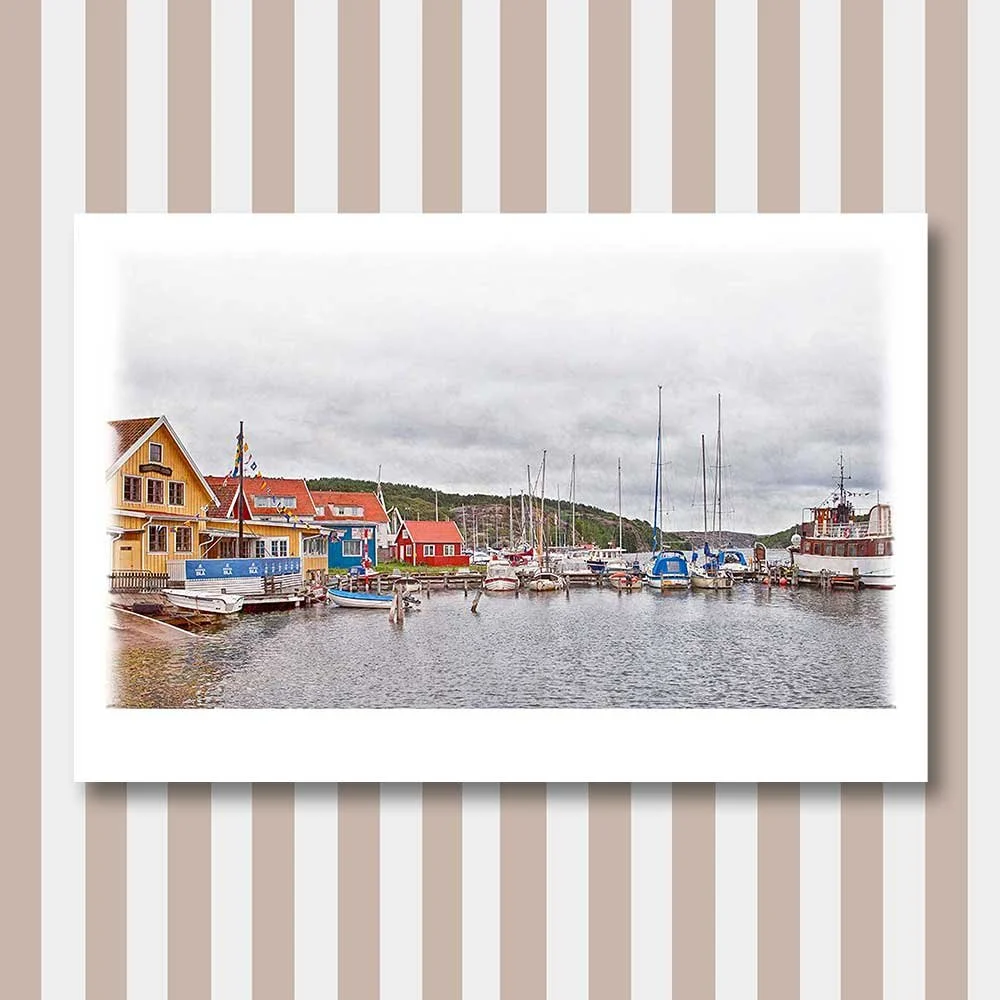 en-regnvejrsdag-i-lysekil-havn.jpg