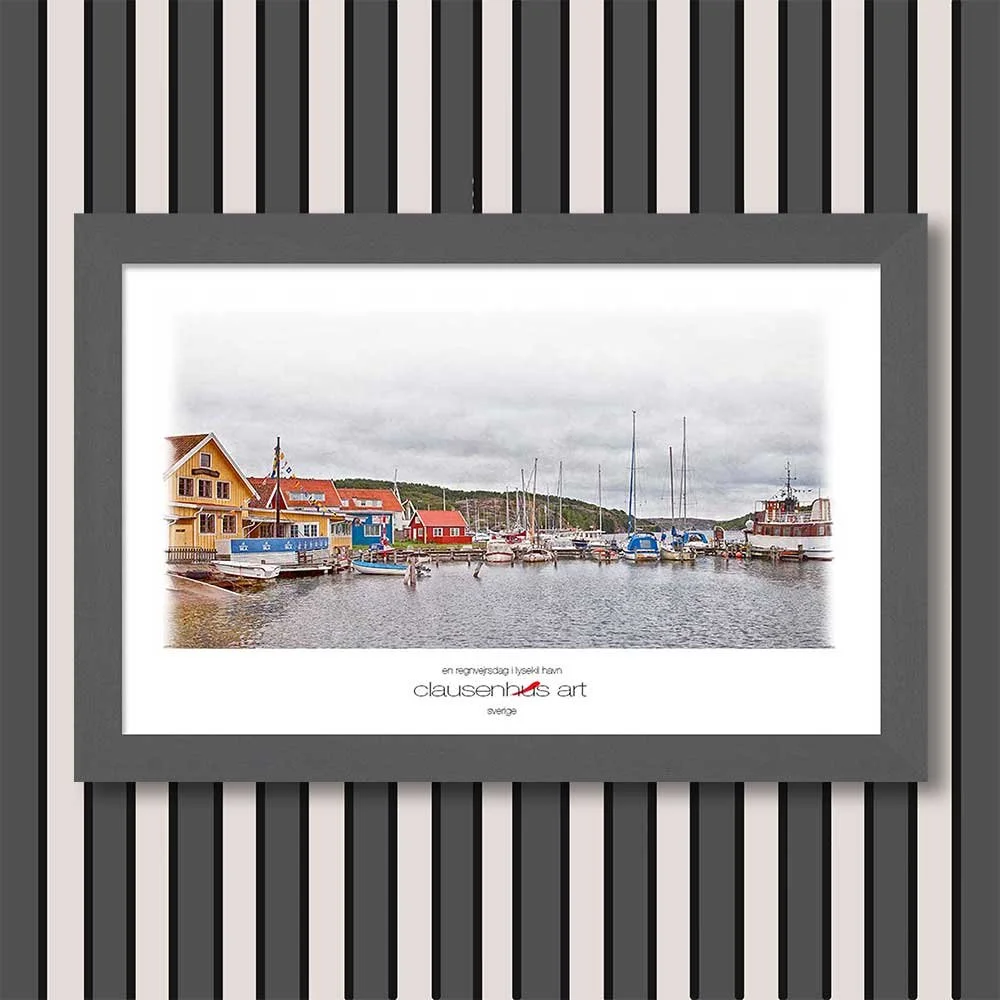 en-regnvejrsdag-i-lysekil-havn-copy.jpg