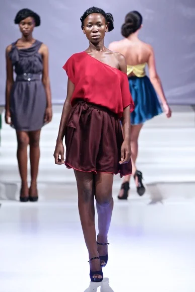Aura Guimaraes - MFW 12