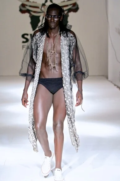 Eskado Bird - SFW 12