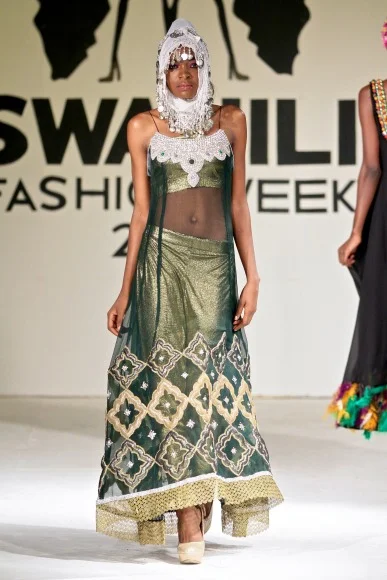 Shena Hooda - SFW 12