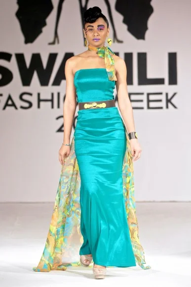 Suha a Schmitz - SFW 12