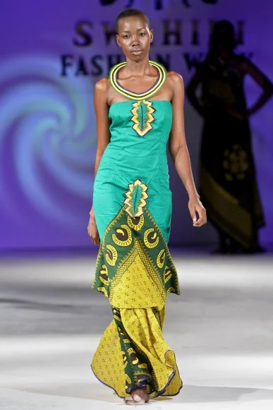 Asia Idarous - SFW 11
