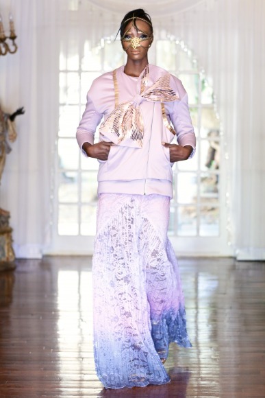1310_MBFWA_SDR_4345_RAJAH_w387_h580.jpg