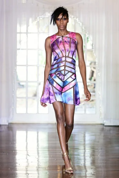1310_MBFWA_SDR_4404_RAJAH_w387_h580.jpg