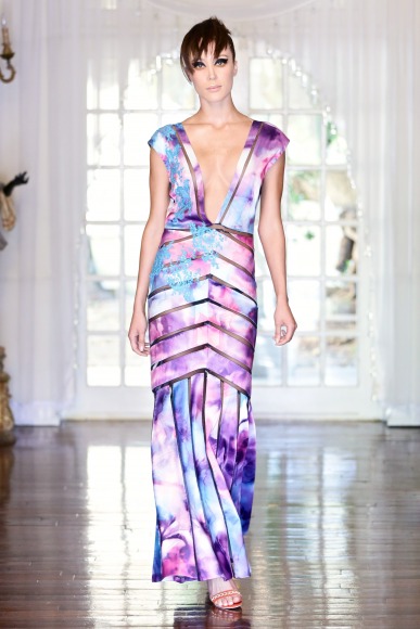 1310_MBFWA_SDR_4500_RAJAH_w387_h580.jpg