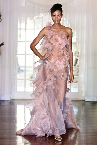 1310_MBFWA_SDR_4609_RAJAH_w387_h580.jpg