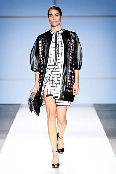 1310_MBFWA_SDR_2730_ELENILABROU_w387_h580.jpg