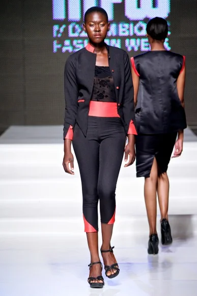 1311_MFW_SDR_7323_YoungDesigners_w387_h580.jpg