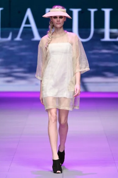 14_MBFWCT_SDR_0798_Lazuli_w387_h580.jpg
