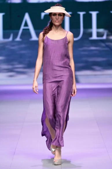 14_MBFWCT_SDR_0804_Lazuli_w387_h580.jpg