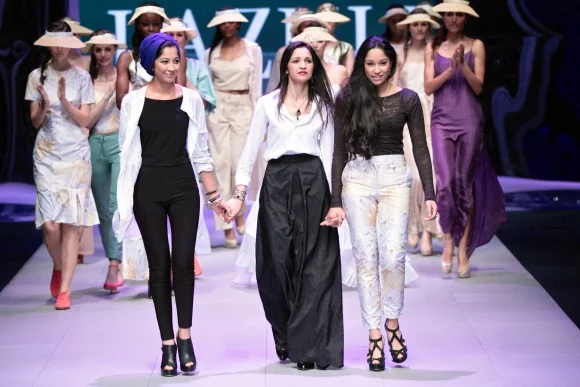 14_MBFWCT_SDR_0809_Lazuli_w580_h387.jpg