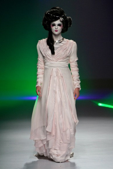 Abigail Betz -MBFWJ 14