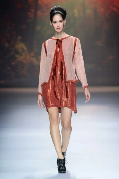 1403_MBFWJ_SDR_8939_StefaniaMorland_w387_h580.jpg