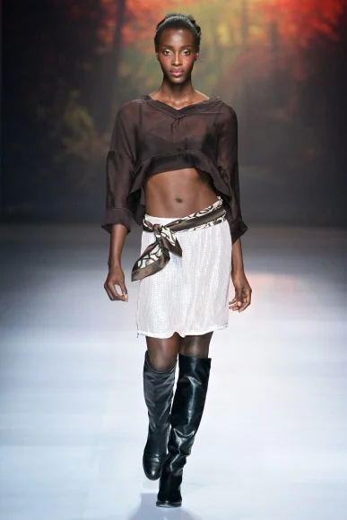 1403_MBFWJ_SDR_9018_StefaniaMorland_w387_h580.jpg