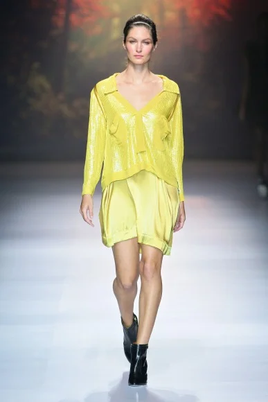 1403_MBFWJ_SDR_9408_StefaniaMorland_w387_h580.jpg