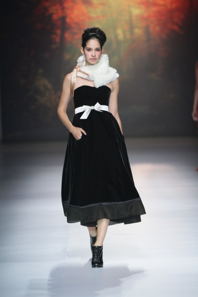 1403_MBFWJ_SDR_9562_StefaniaMorland_w387_h580.jpg
