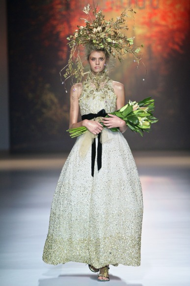 1403_MBFWJ_SDR_9853_StefaniaMorland_w387_h580.jpg