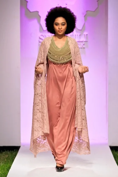 An Nisa Abayas - SFW 14