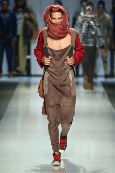 15_MBFWJ_FT_SDR_8983_SiviweJames_w387_h580.jpg