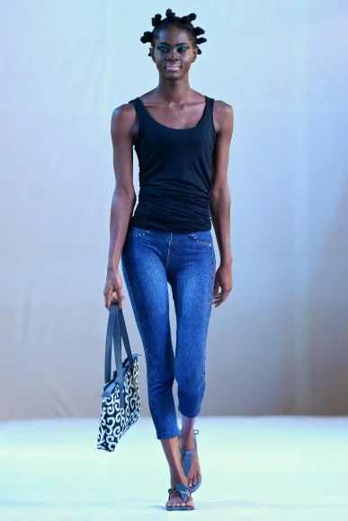 LYDS - AFW 16