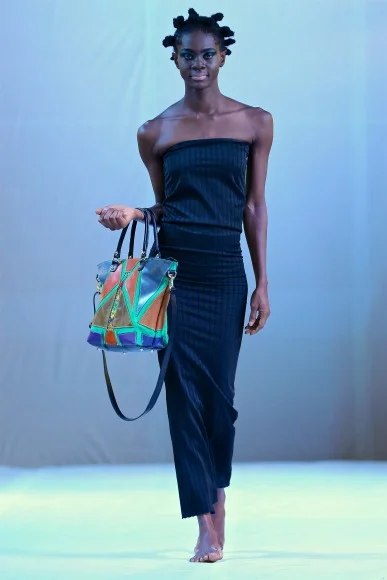 Root In Style - AFW 16