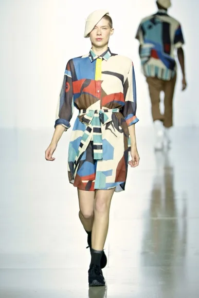 Selfi - MBFWJ 16