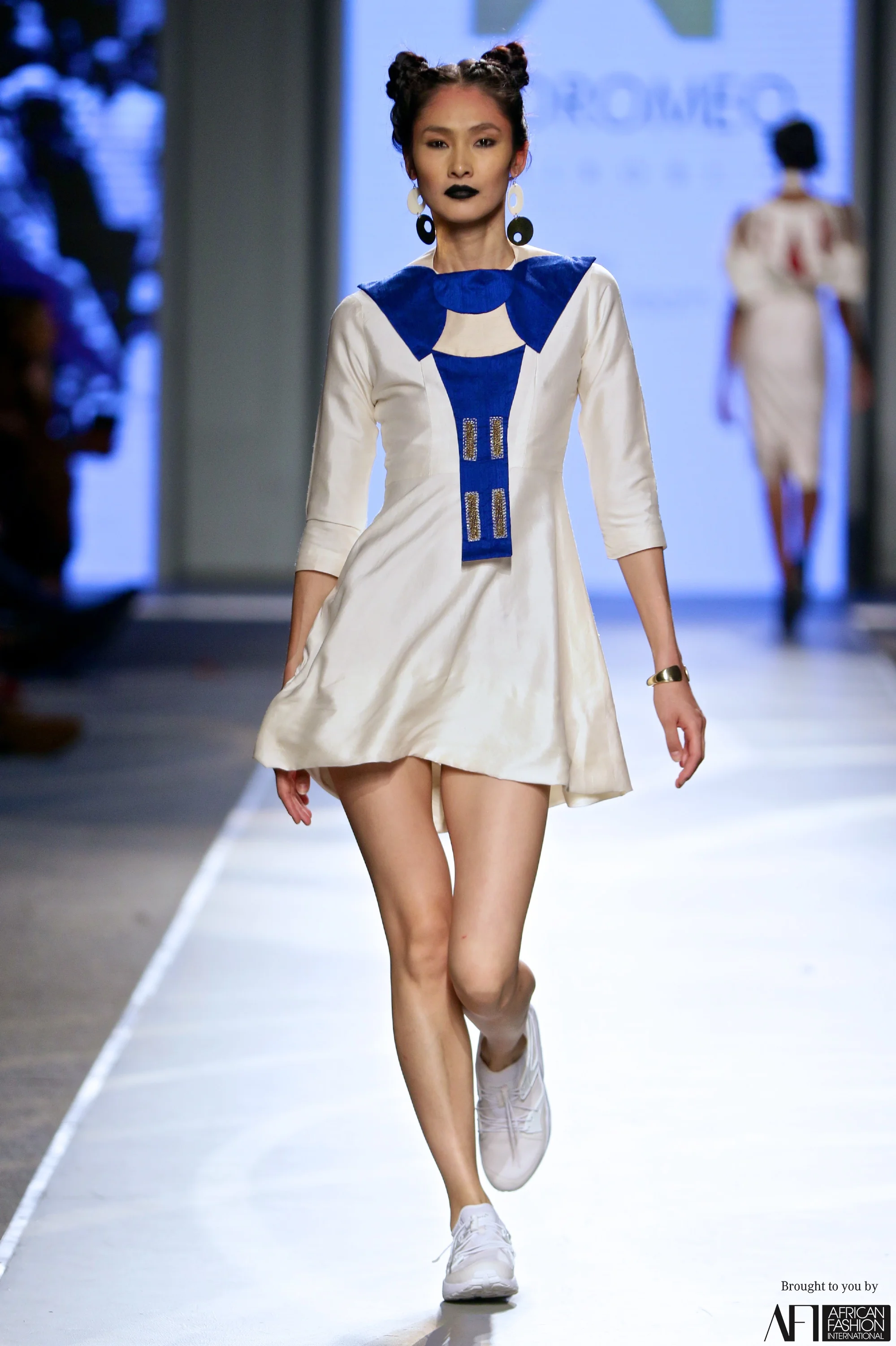1608_MBFWJ_SDR_8868_SDR_CoutureDAfrique.jpg
