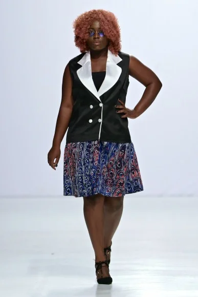 About That Curvy Lifestyle - LFDW 17