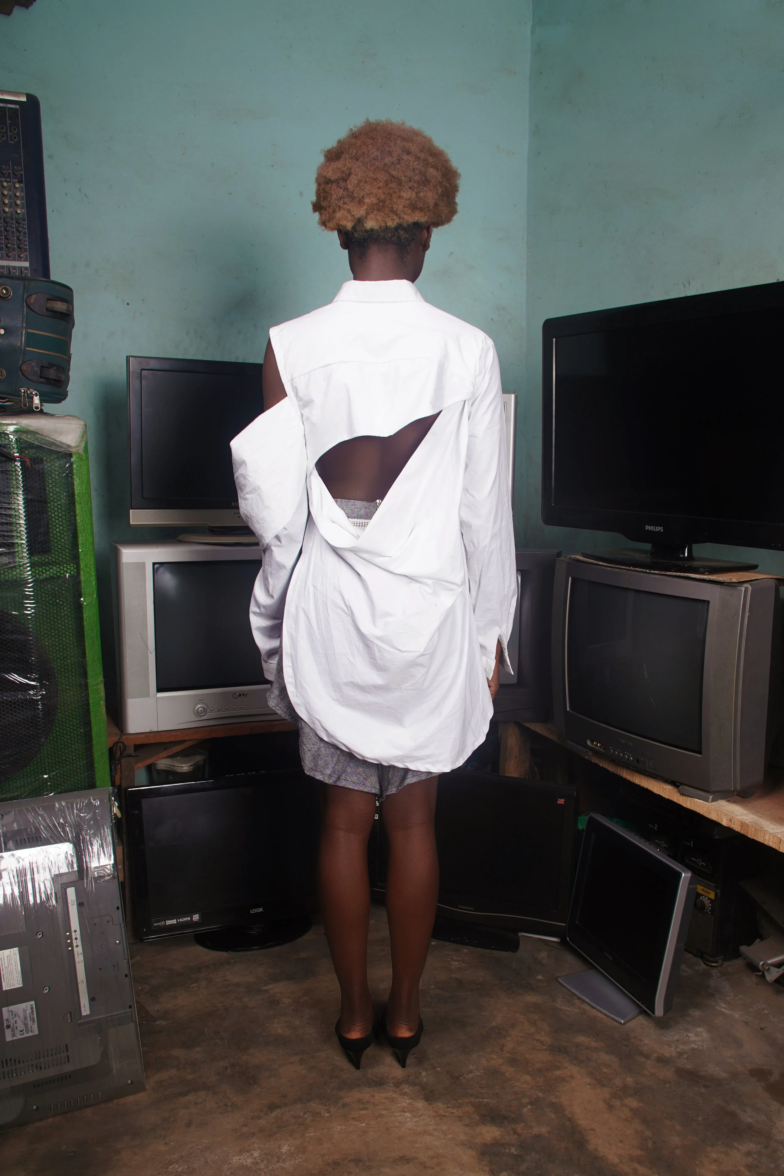 LOOK27b.jpg