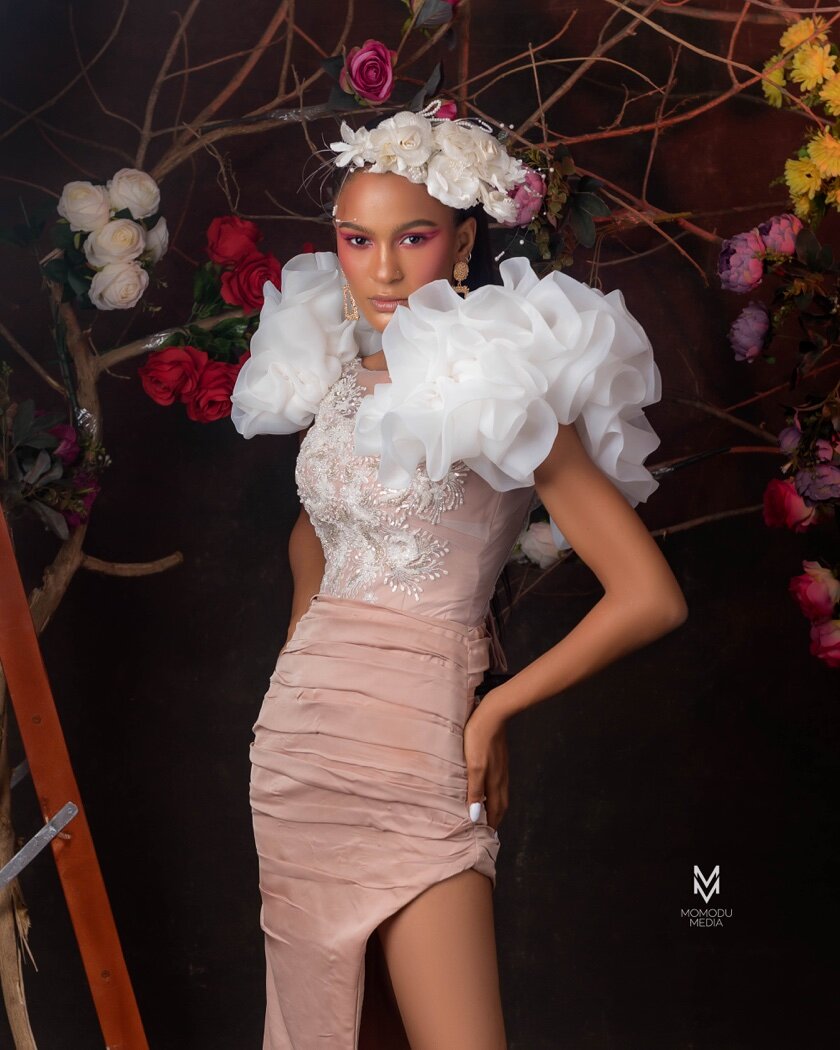 25Esperanza-Woman-SS20-Collection.jpg