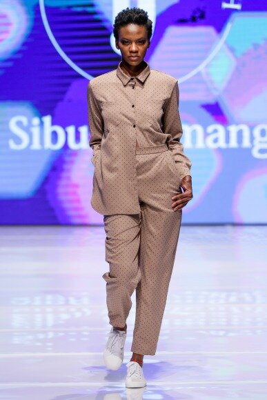 20_DFF_5th_SibuMsimang_SDR_4786_w387_h580.jpg
