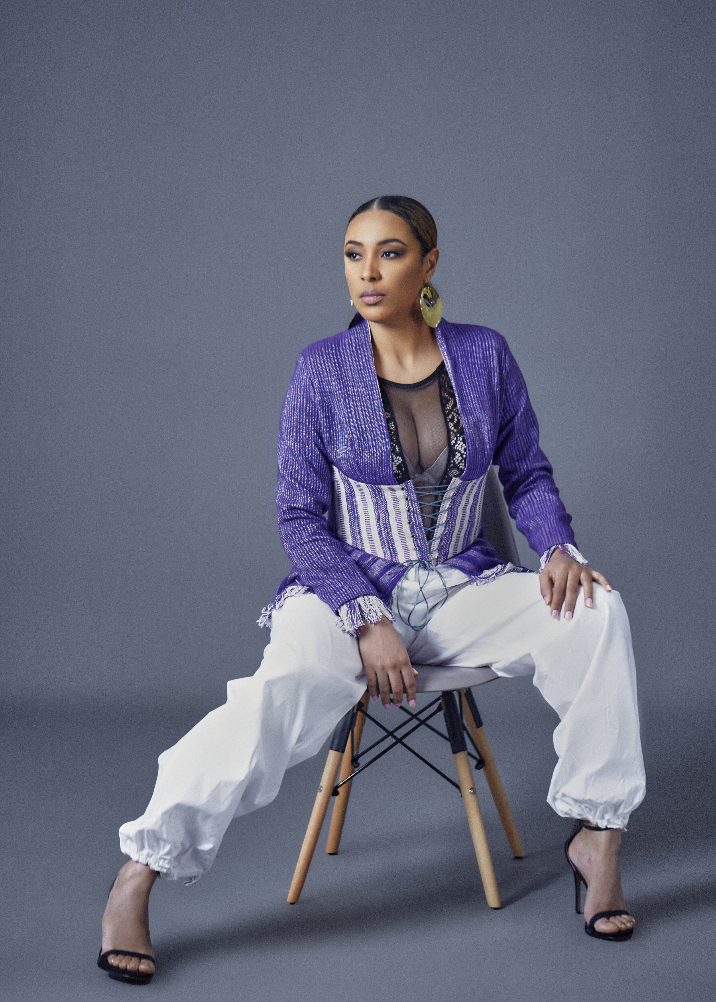 DUABA SERWA. studio 19 s (108)_1.jpg