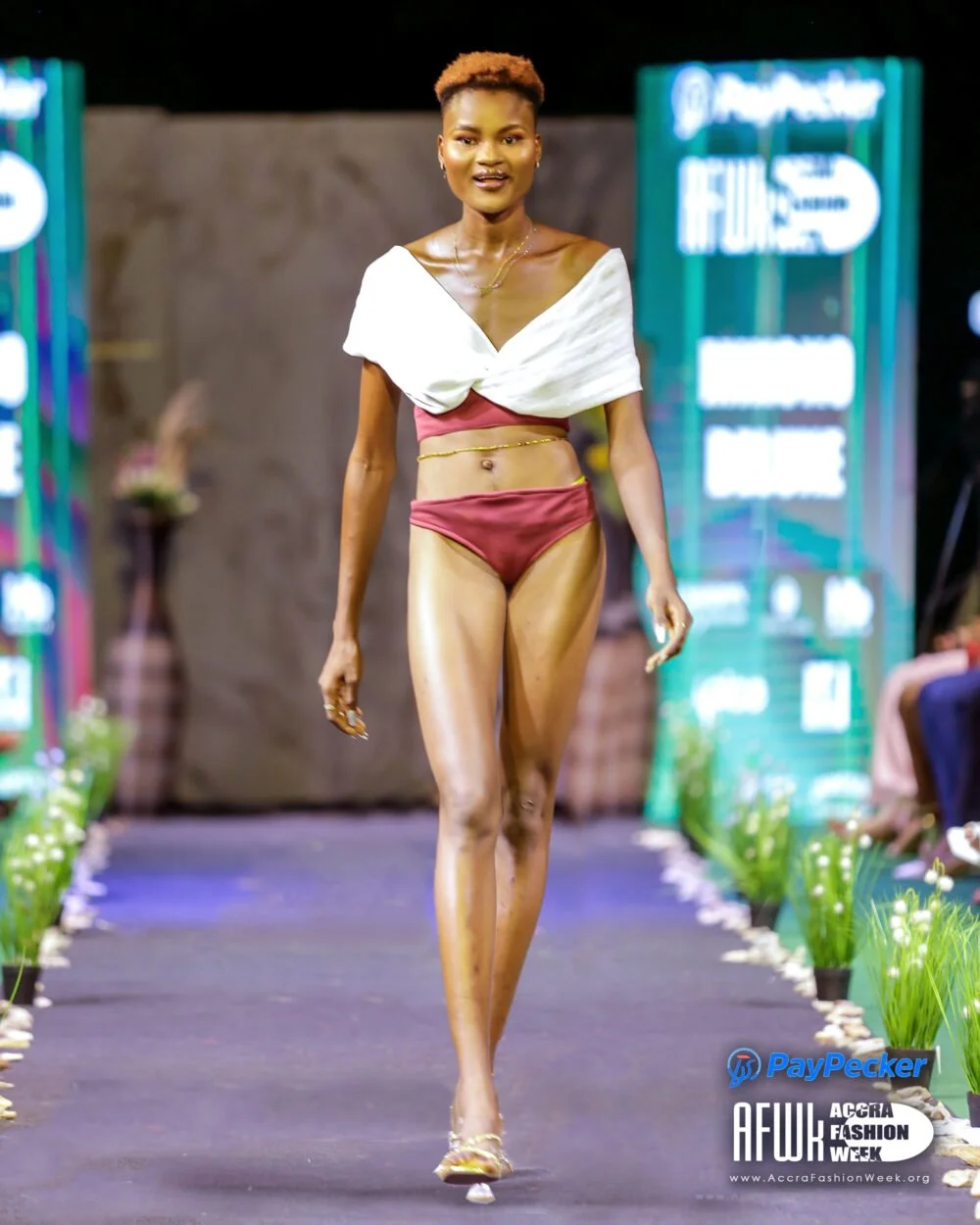 day1-mikoko-deluxe-15.jpg