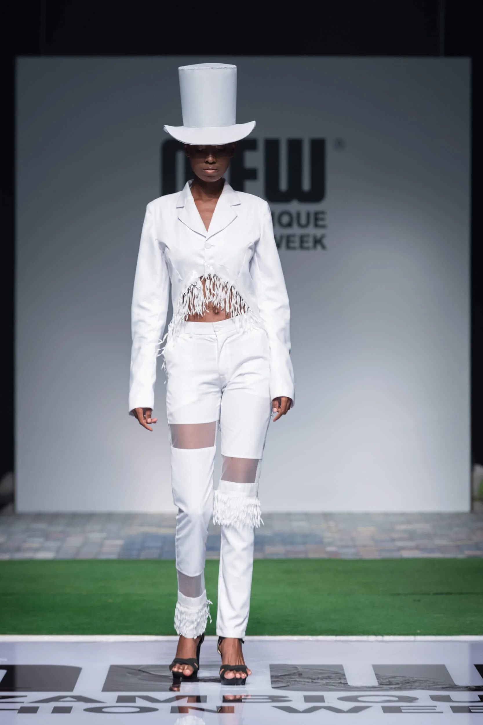 20201209_mfw_Mabenna-2.jpg