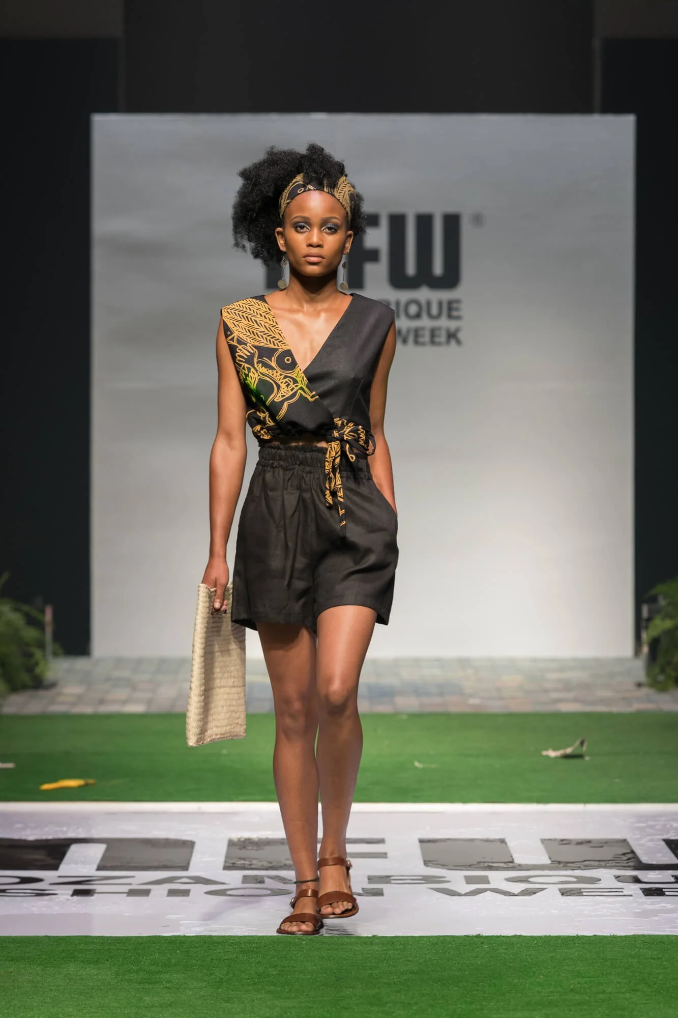20201211_mfw_Shaadzia_Adam-5.jpg