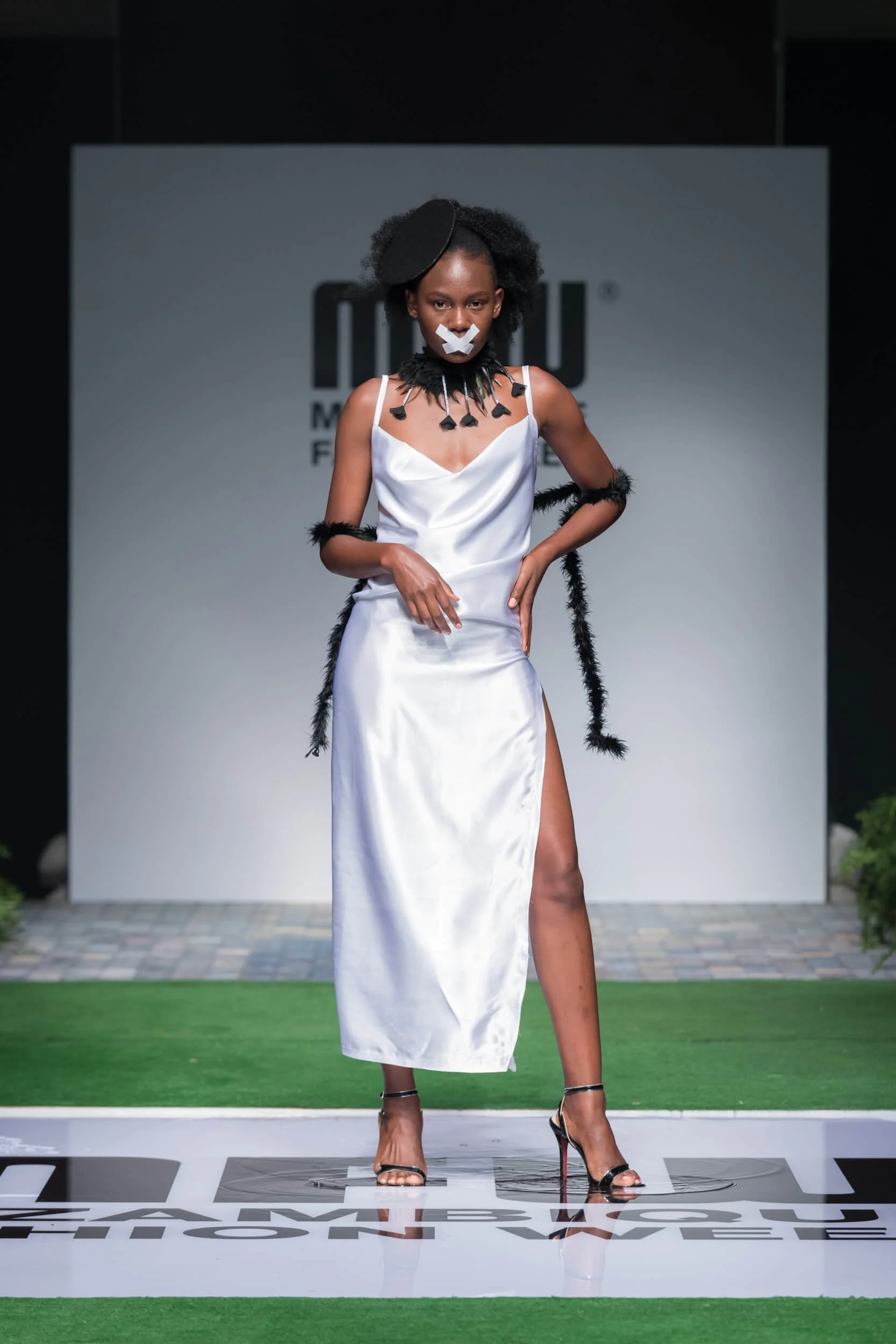 20201209_mfw_Silvia_Fashion_Designer-10.jpg