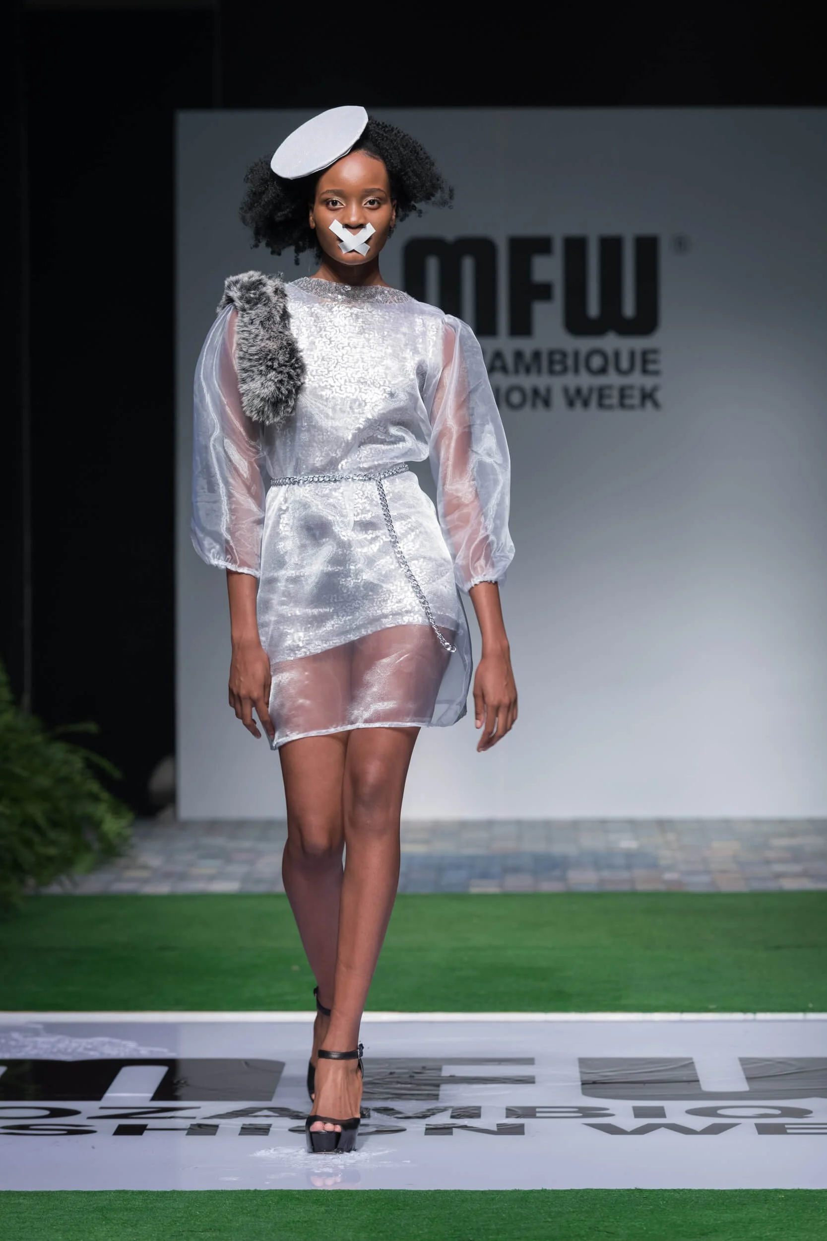 20201209_mfw_Silvia_Fashion_Designer-19.jpg