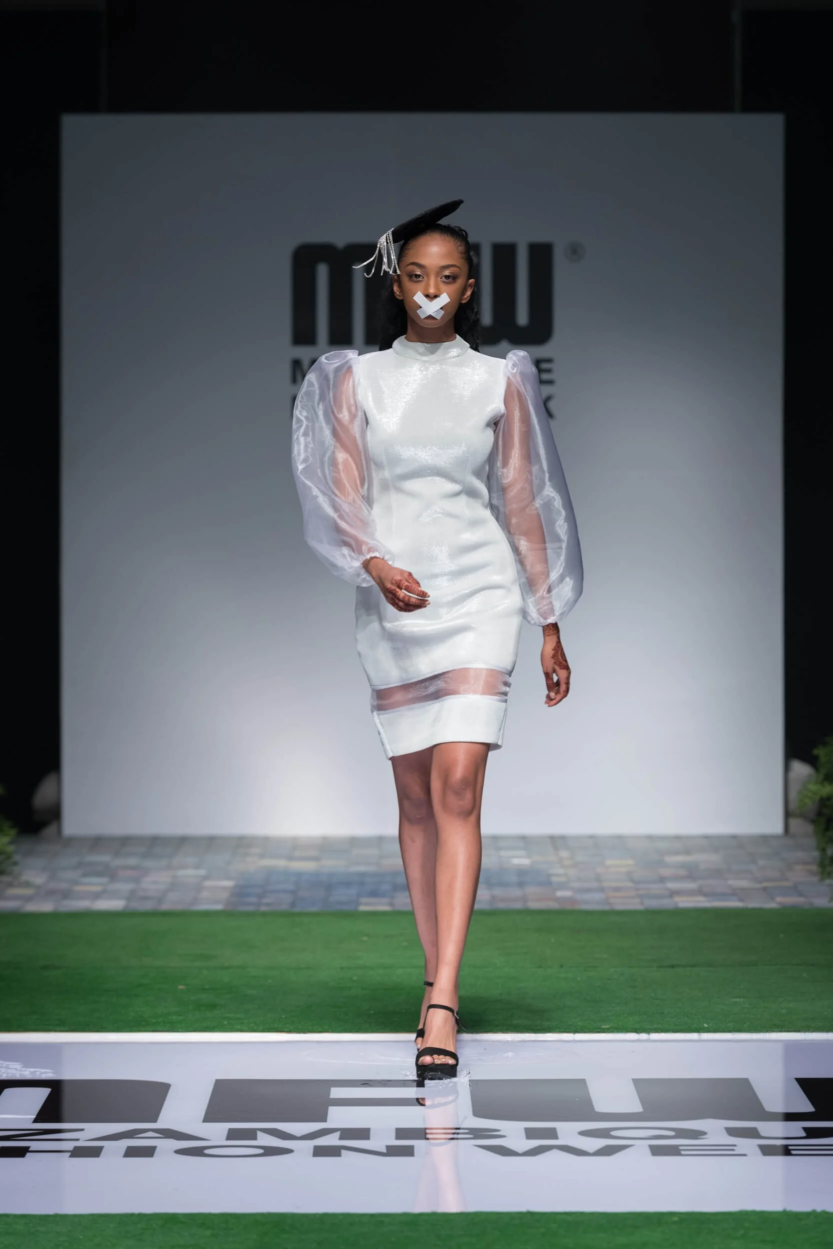 20201209_mfw_Silvia_Fashion_Designer-21.jpg