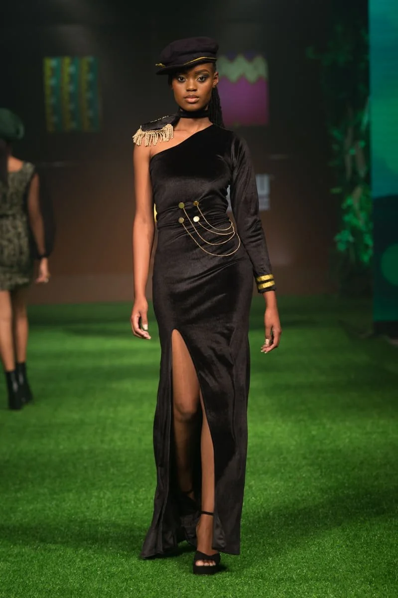 PRA20211208D_mfw21_tsakafashion_255.jpg