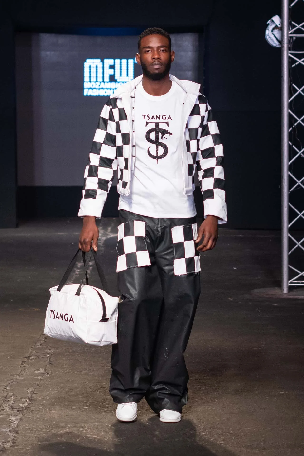 MFW_2023_CharlyneTsanga-34.jpg