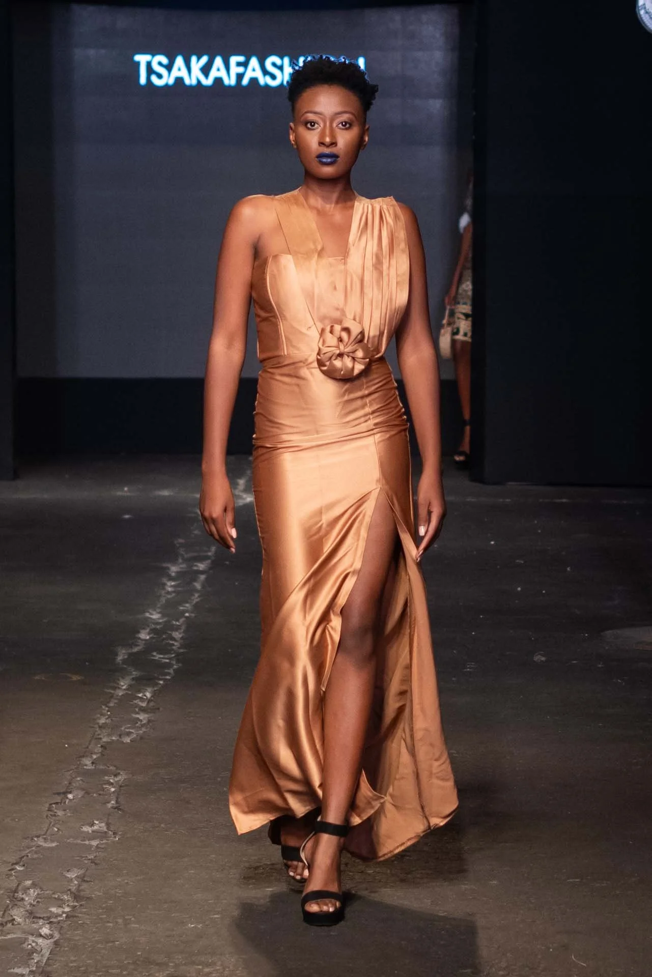 MFW_2023_Tsakafashion-5.jpg
