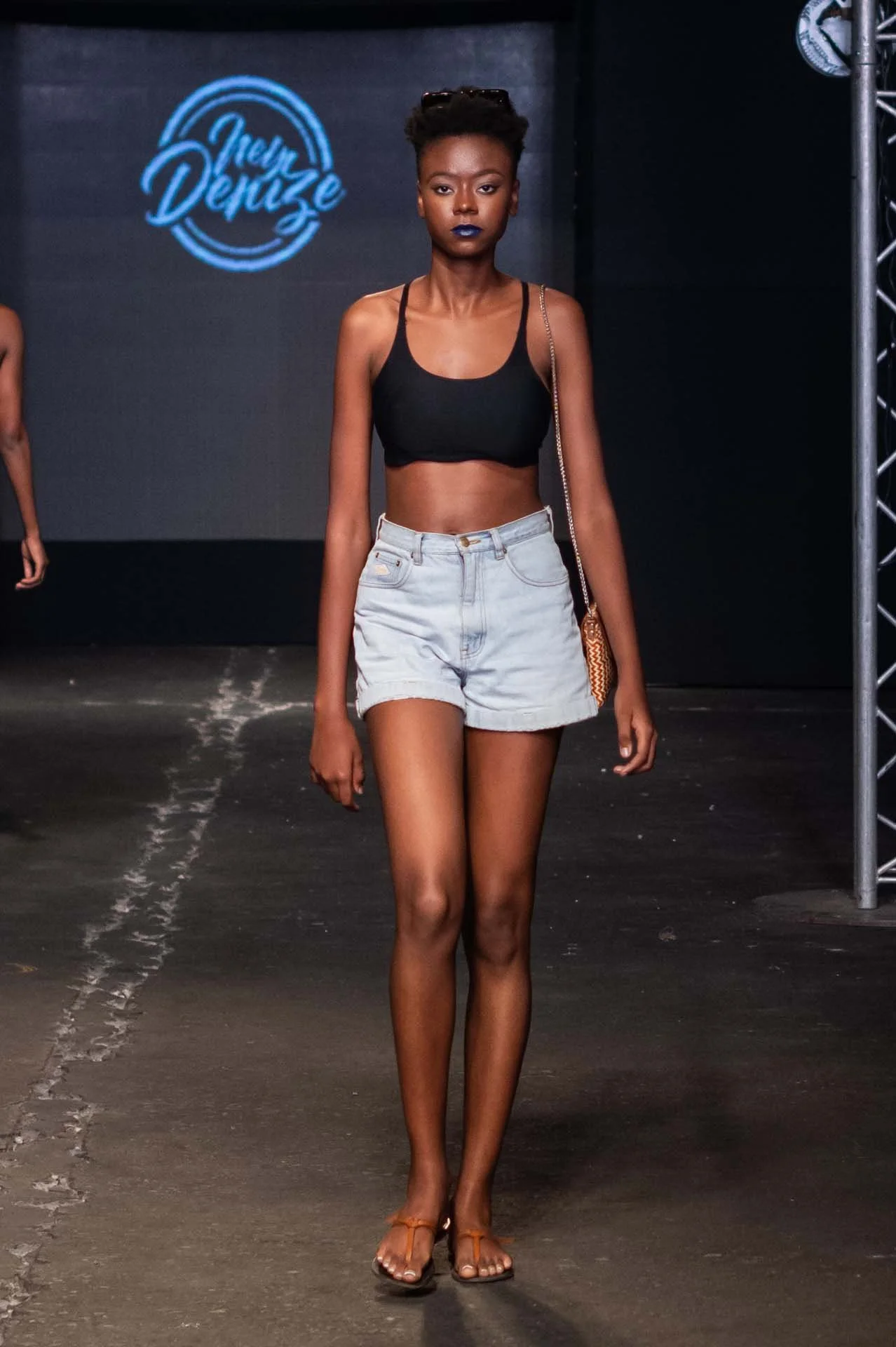 MFW_2023_Tsakafashion-24.jpg